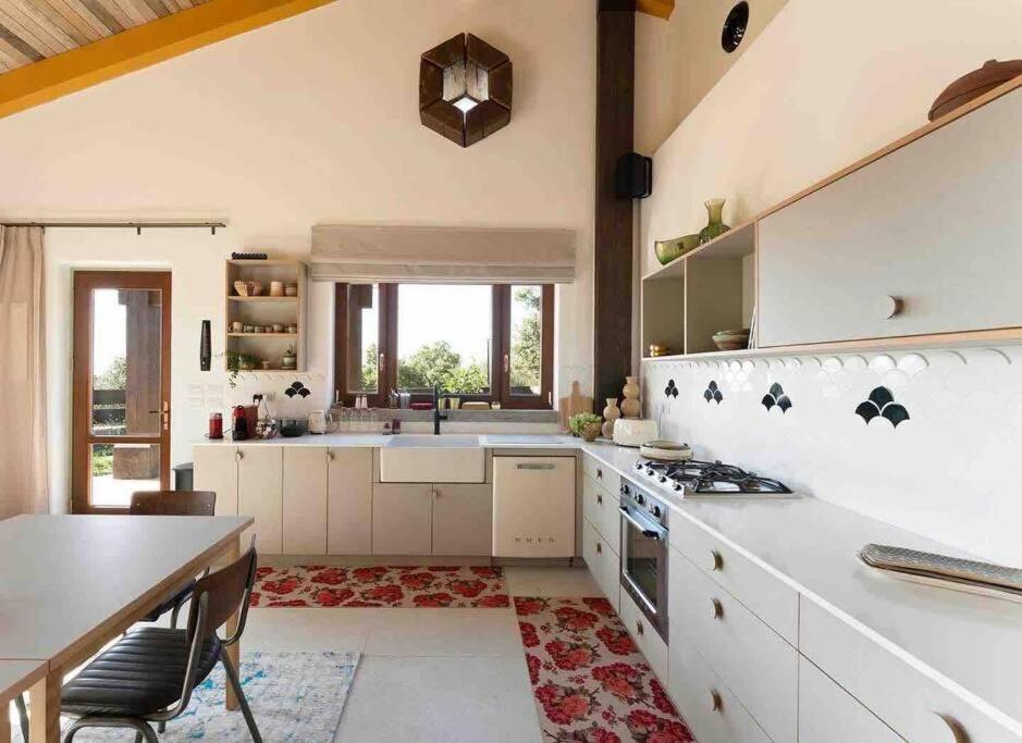 Azamra Amirim Villa Екстериор снимка