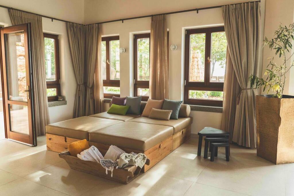 Azamra Amirim Villa Екстериор снимка